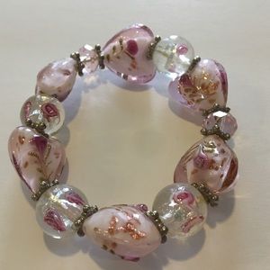 Bracelet with pink bead